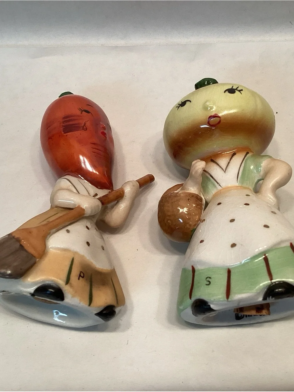 Vintage Anthropomorphic Onion Carrot Salt & Pepper NEW Old Stock Napco Japan 50s